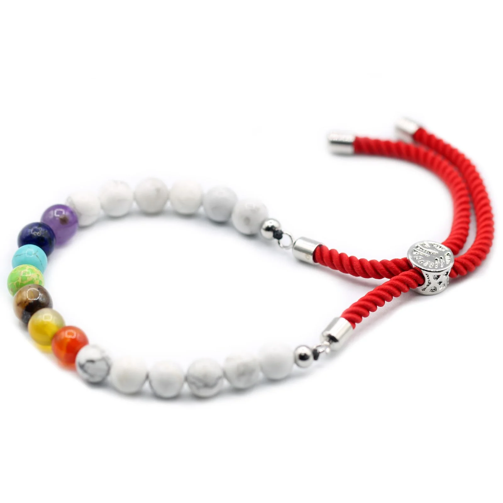 Šnúrkový náramok – biely howlit Chakra, šnúrka Royal Red, postriebrený – fotka 1