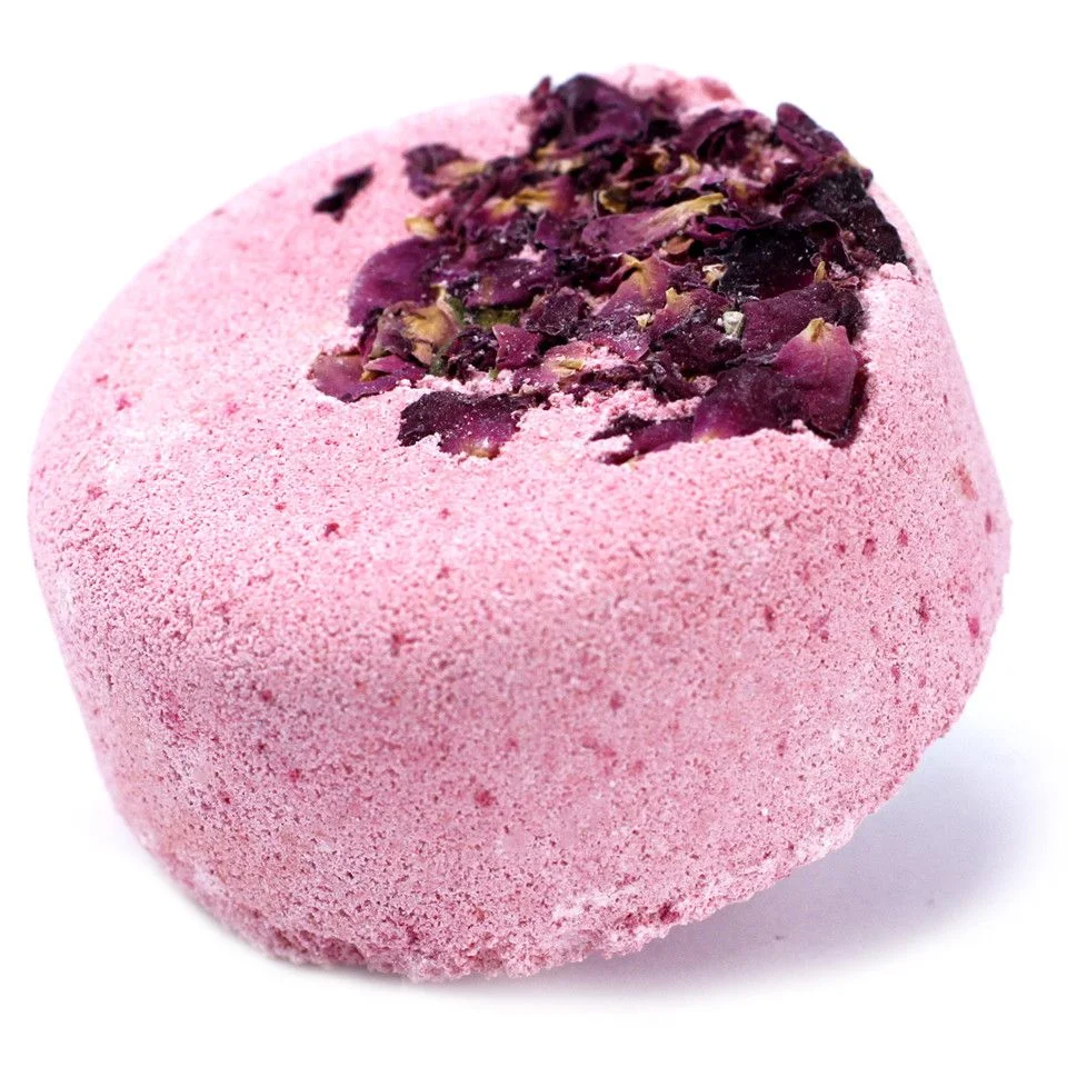 Bomba do kúpeľa Floral Fizz Romantic Rebel – levanduľa a ruža, 200 g – fotka 2