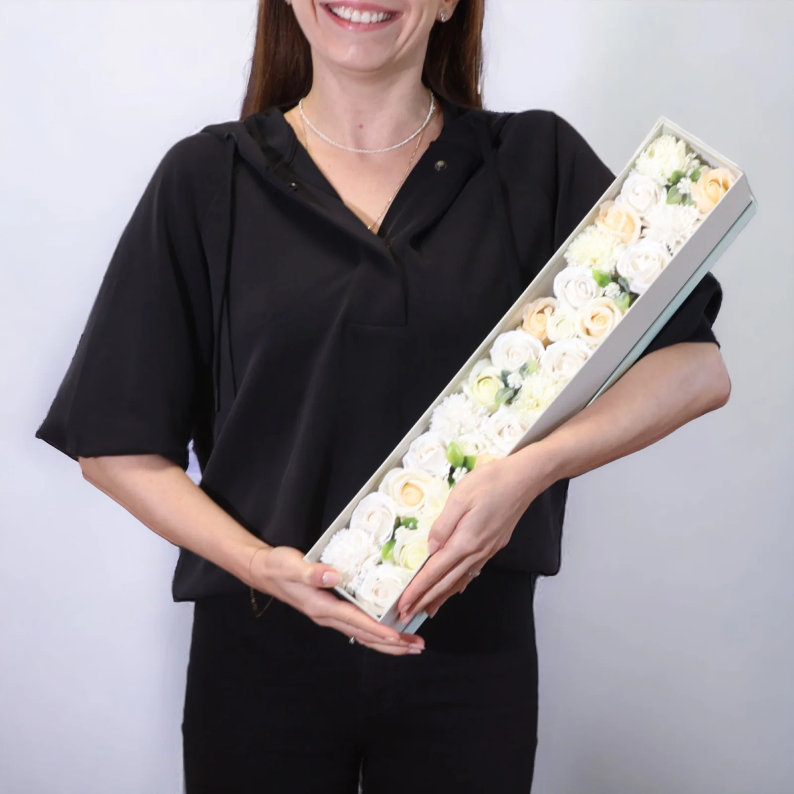 Extra dlhý box s mydlovými ružami – Wedding Blessings – fotka 2