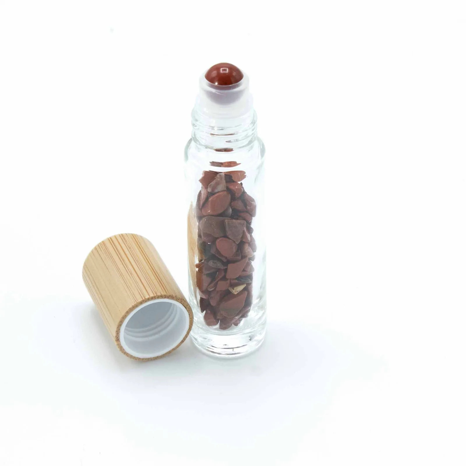 Roll-on fľaštička s červeným jaspisom, 5 ml – drevené viečko – fotka 4