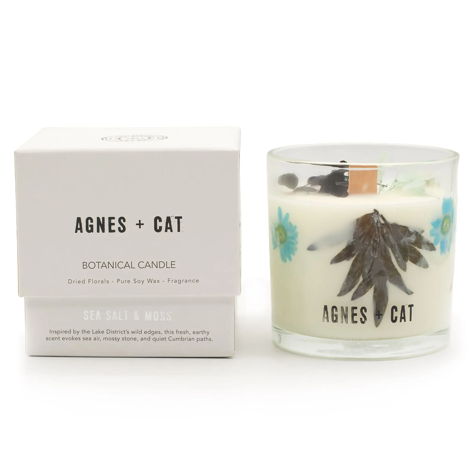 Sójová sviečka s kvetmi Agnes + Cat Seasalt & Moss – morská soľ a konvalinka – fotka 1