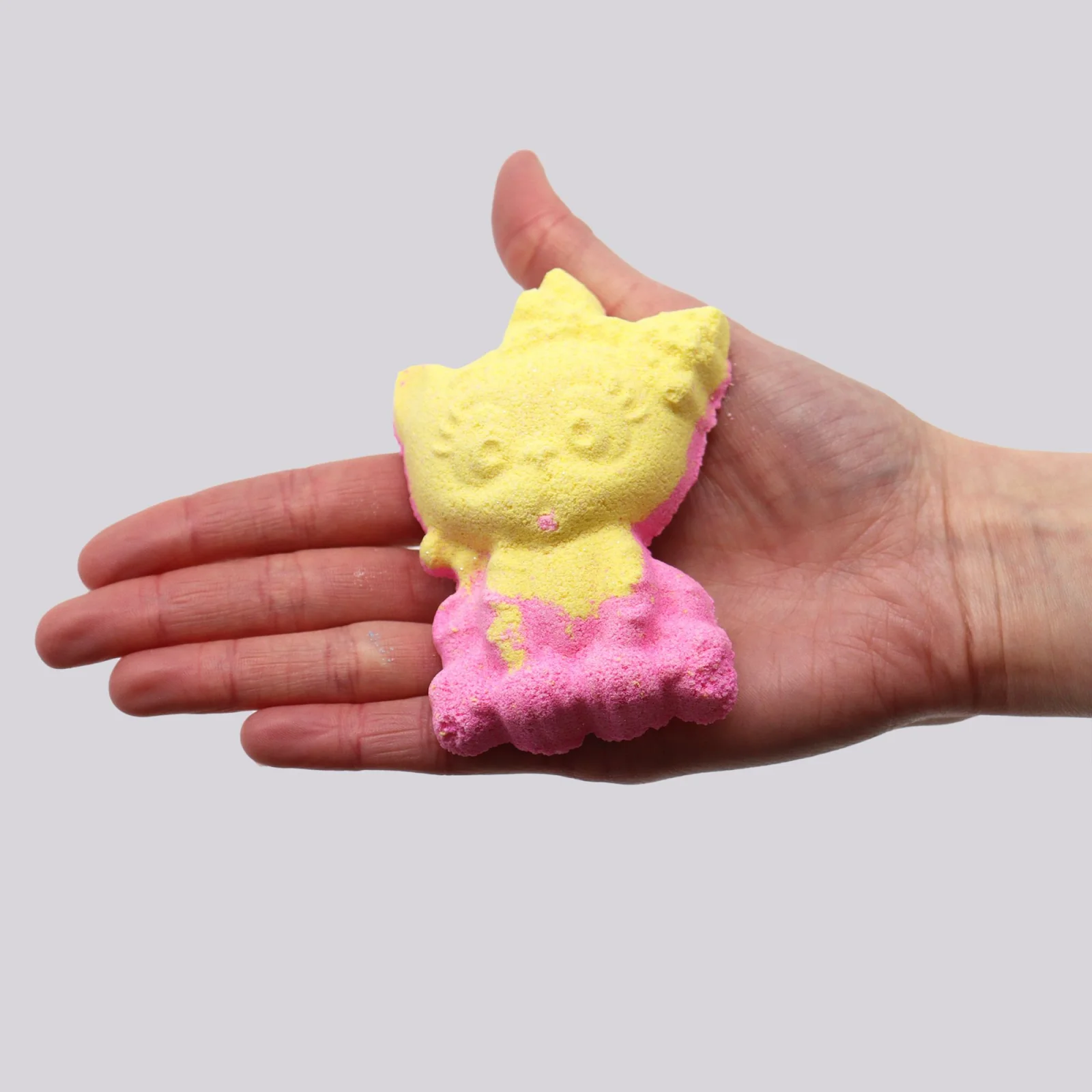 Tvarovaná bomba do kúpeľa Mačka – banán, 80 g – fotka 1