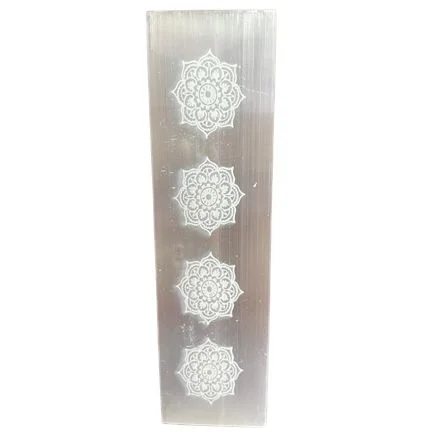 Plochá selenitová platňa 15 cm – mandala – fotka 2
