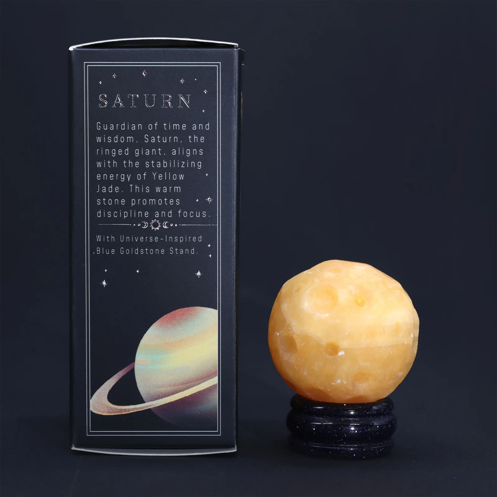 Planéta Saturn z žltého jade na stojane z goldstonu, 40 mm – fotka 6