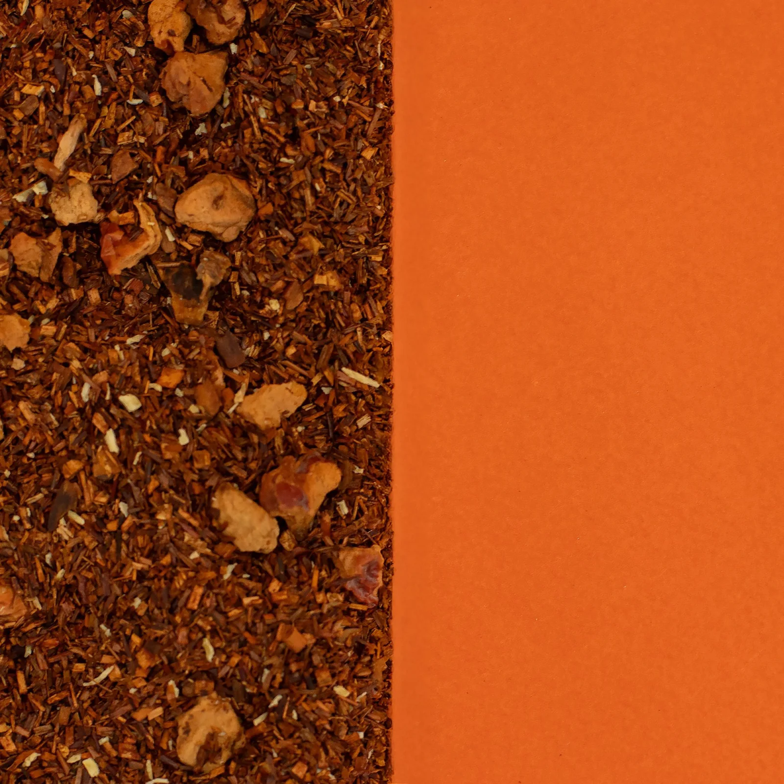 Rooibos Four Kingdoms – jablko, škorica a kokos, 50 g, plechovka – fotka 4