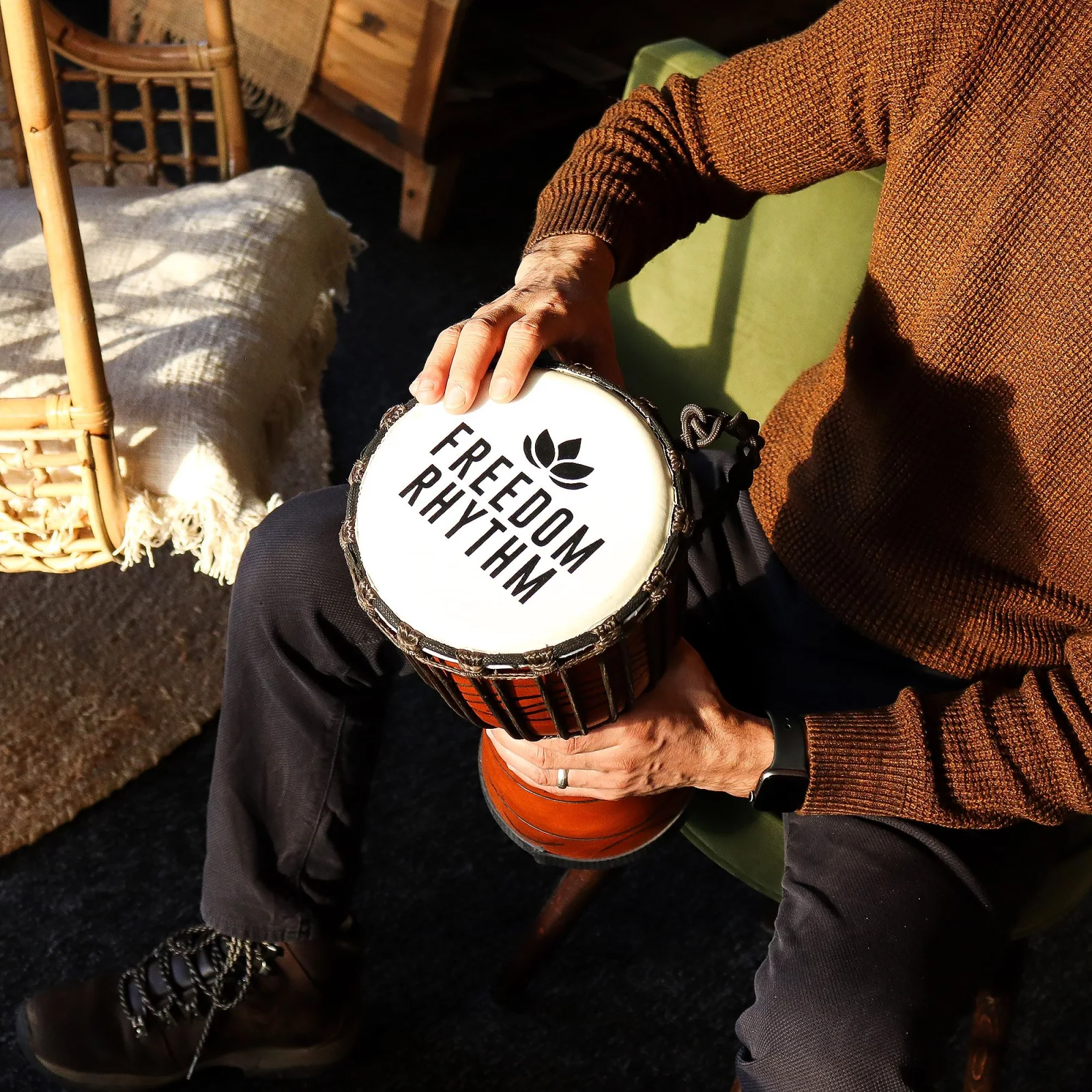 Djembe Pro Freedom Rhythm – vyšší tón, 40 cm – fotka 4