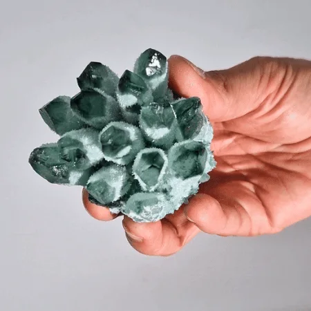 Umelý zhluk krištáľu Green Ghost – zelený, cca 8 cm – fotka 3