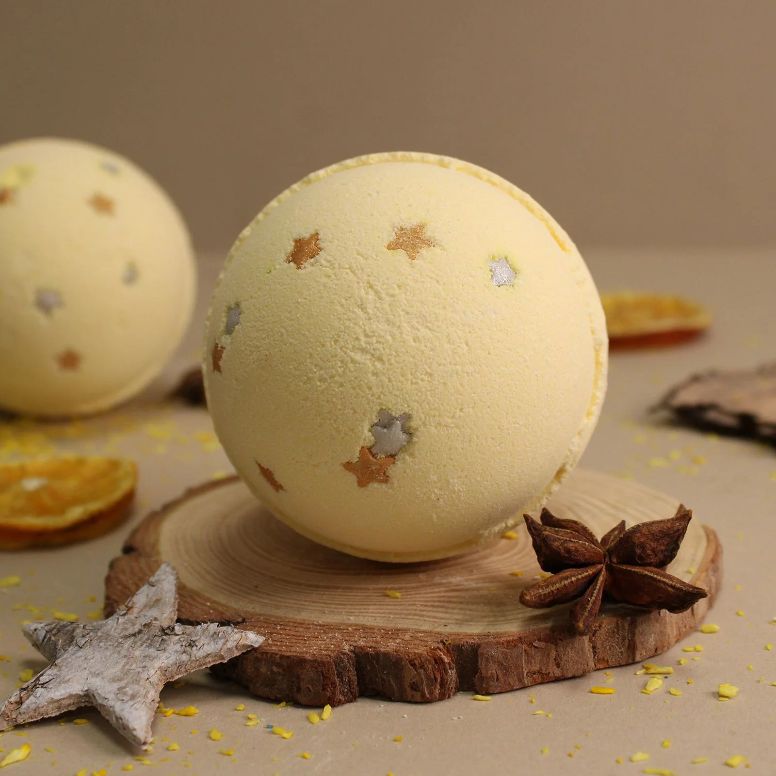 Vianočná bomba do kúpeľa Christmas Star – marcipán, 180 g – fotka 3