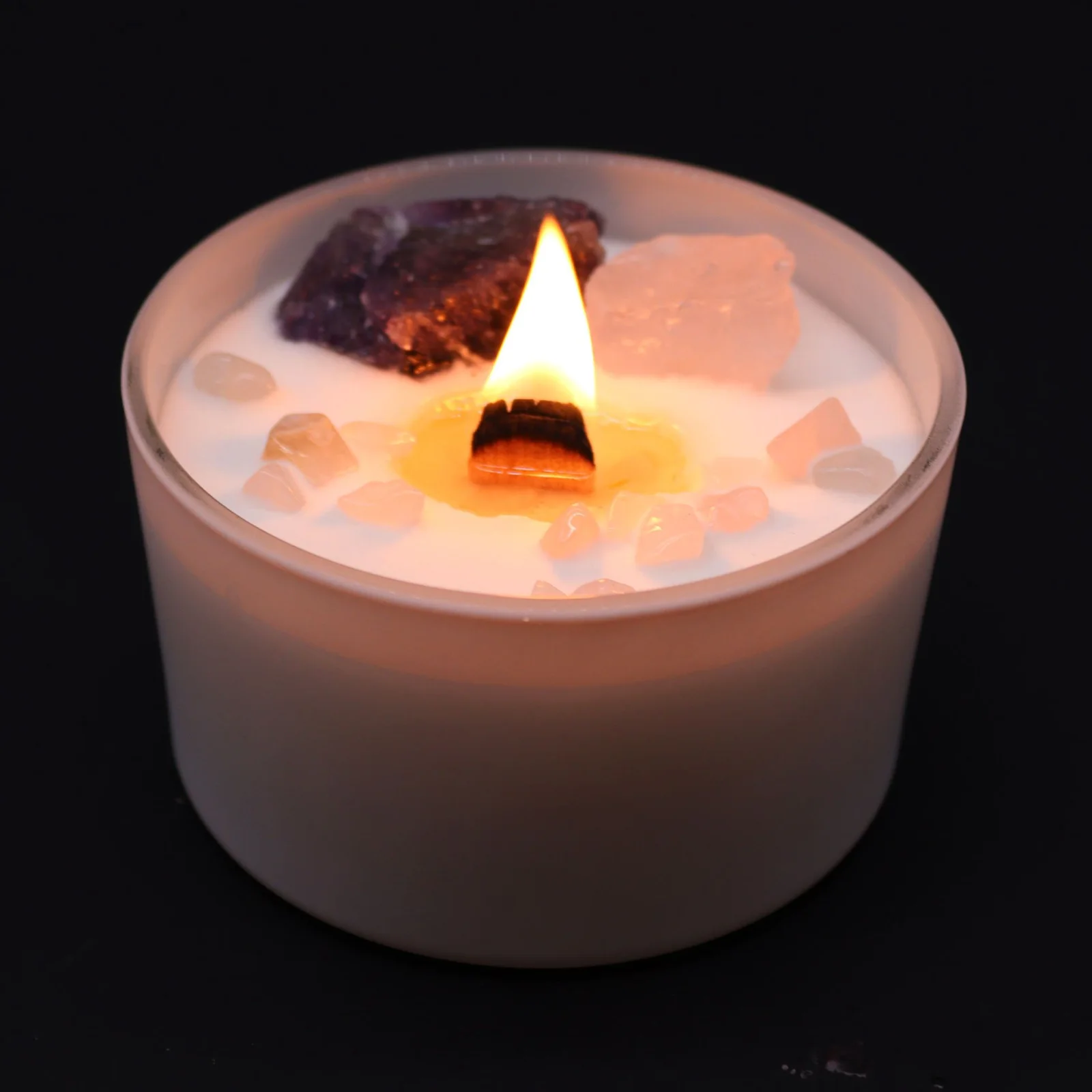 Sójová sviečka s kryštálmi Third Eye Chakra – Sweet Crystal Truth, 17 hodín – fotka 2