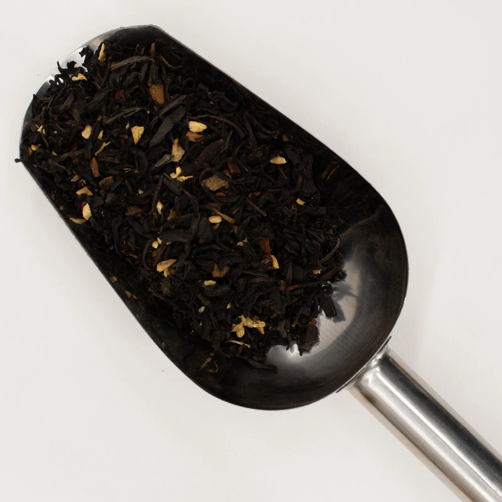 Bio čierny čaj Chai – zázvor, škorica a kardamón, 50 g, plechovka – fotka 7