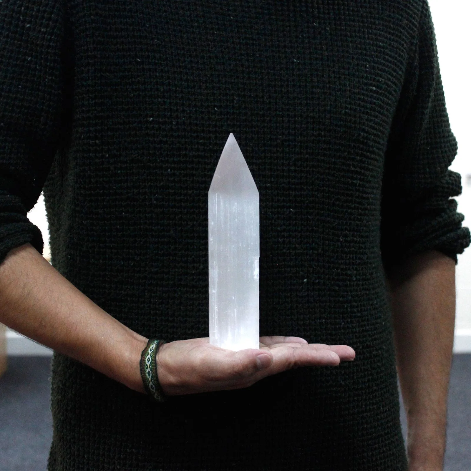 Selenitová veža so špicatým hrotom, 20 cm – fotka 2