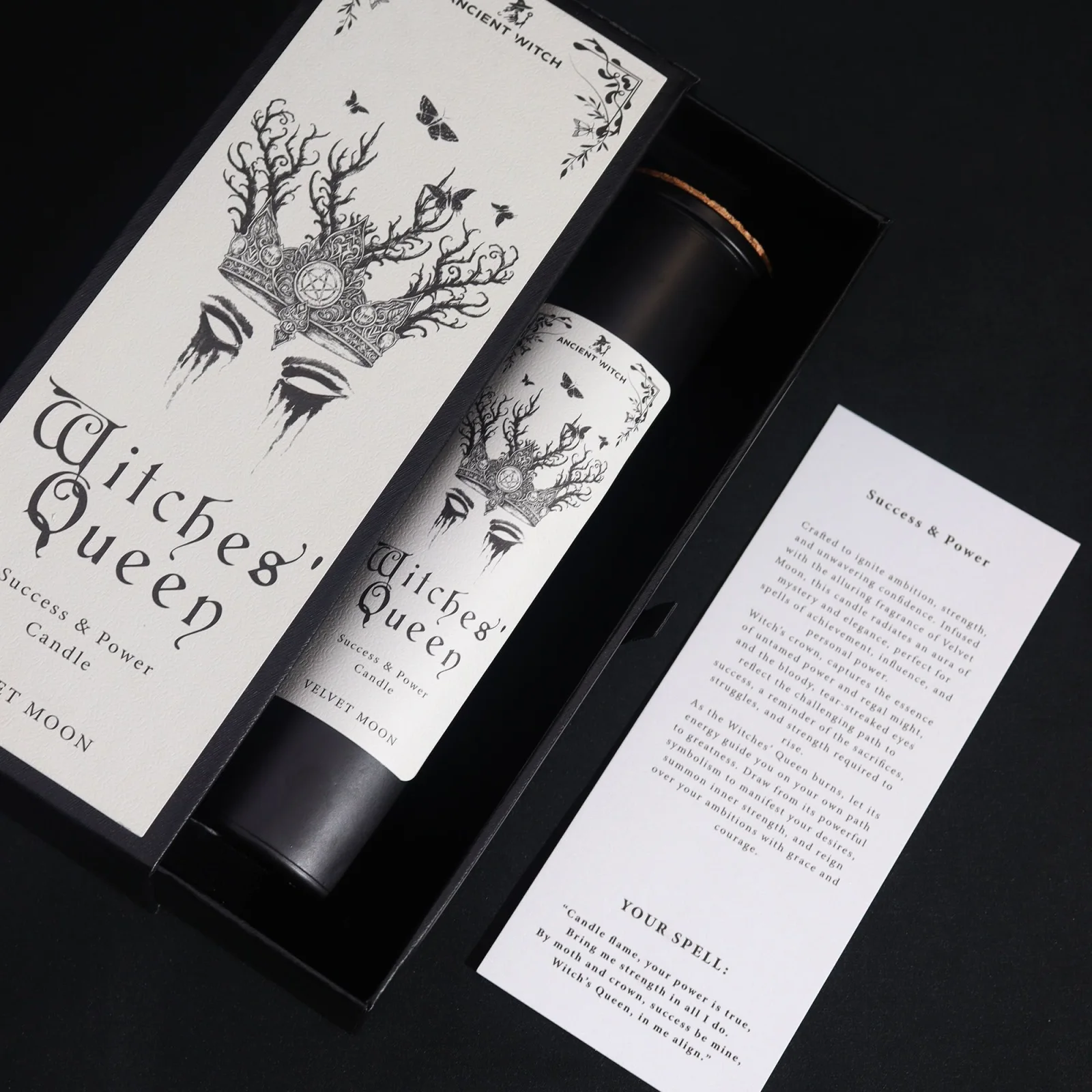 Sójová sviečka Ancient Witch Witches’ Queen – vôňa Velvet Moon – fotka 4