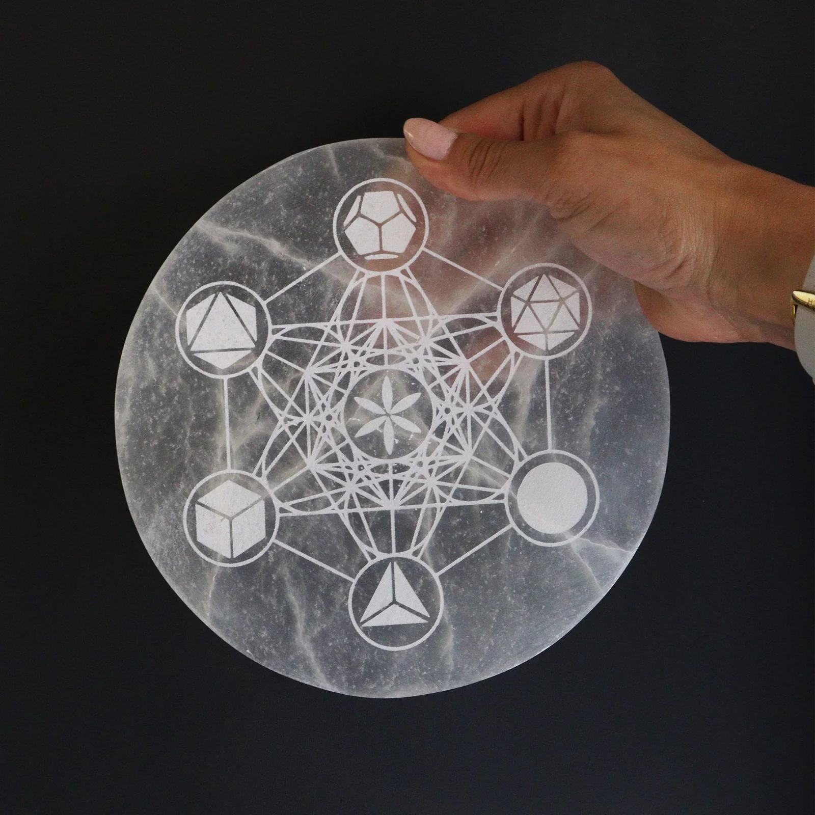 Veľká selenitová platňa 18 cm – posvätná geometria – fotka 1
