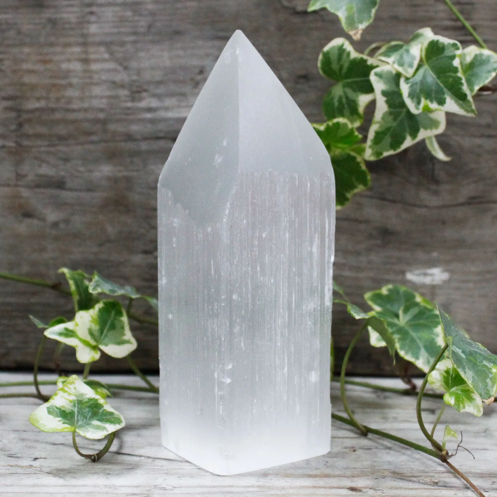 Selenitová veža so špicatým hrotom, 15 cm – fotka 4