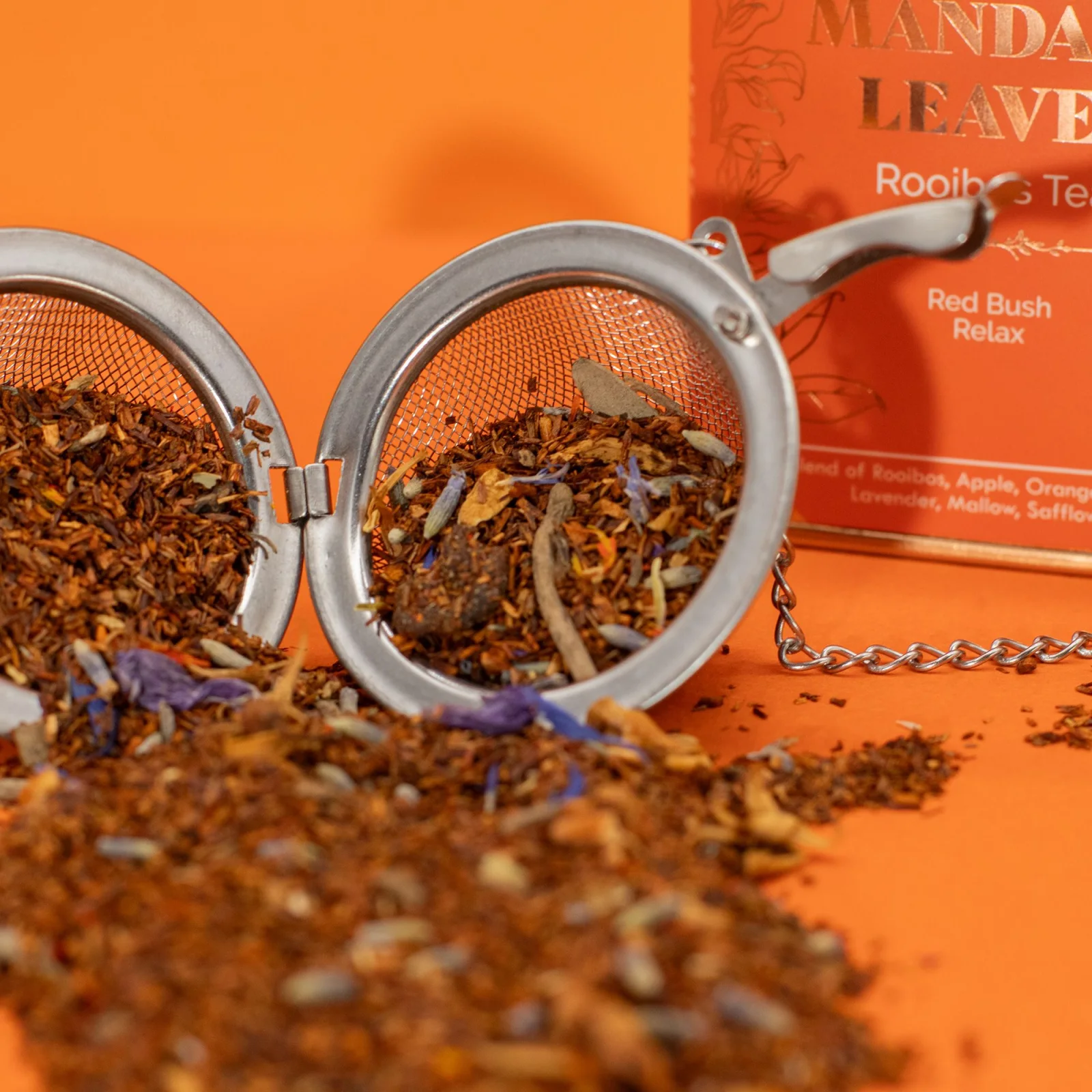 Rooibos Red Bush Relax – jablko a levanduľa, 50 g, plechovka – fotka 7