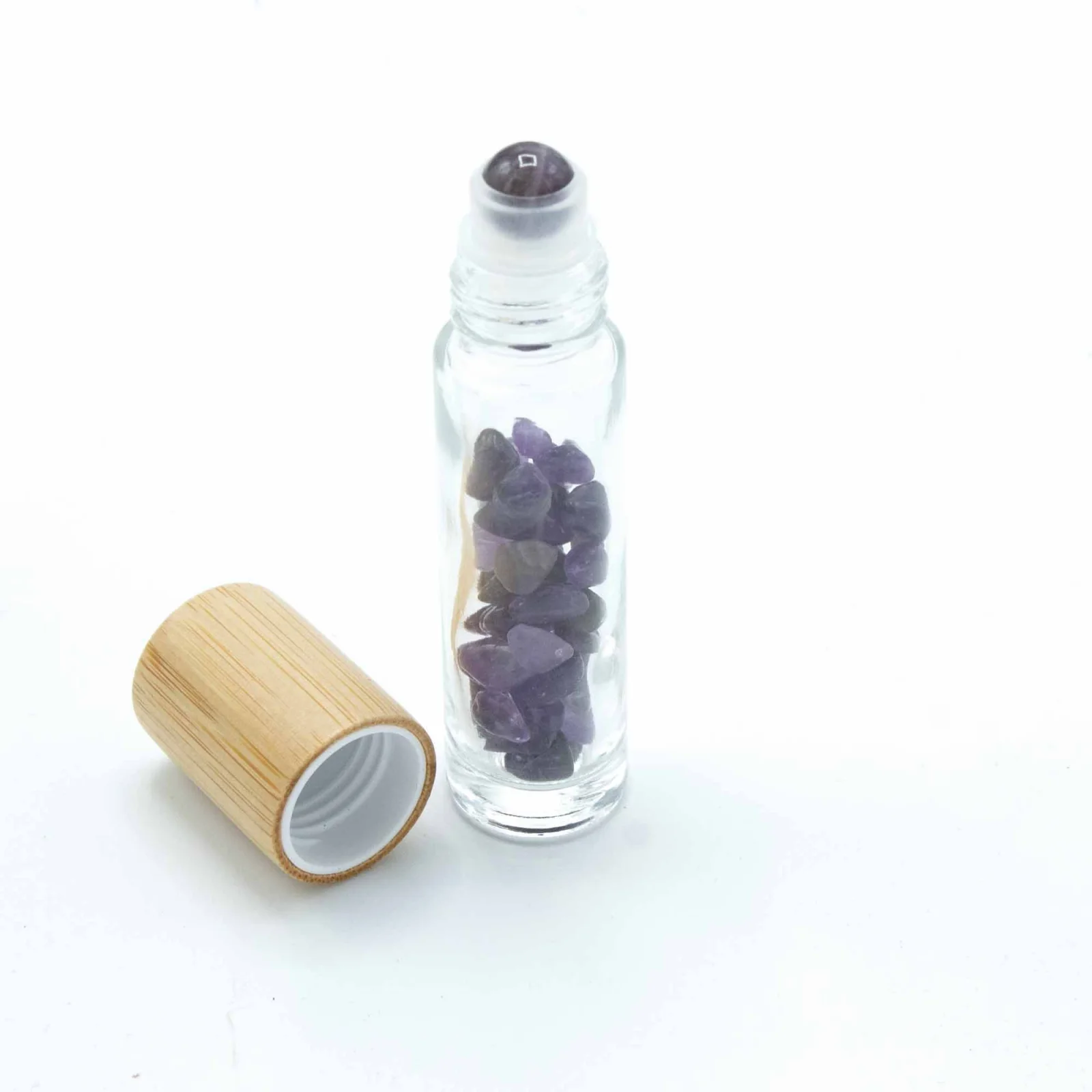 Roll-on fľaštička s ametystom, 5 ml – drevené viečko – fotka 4
