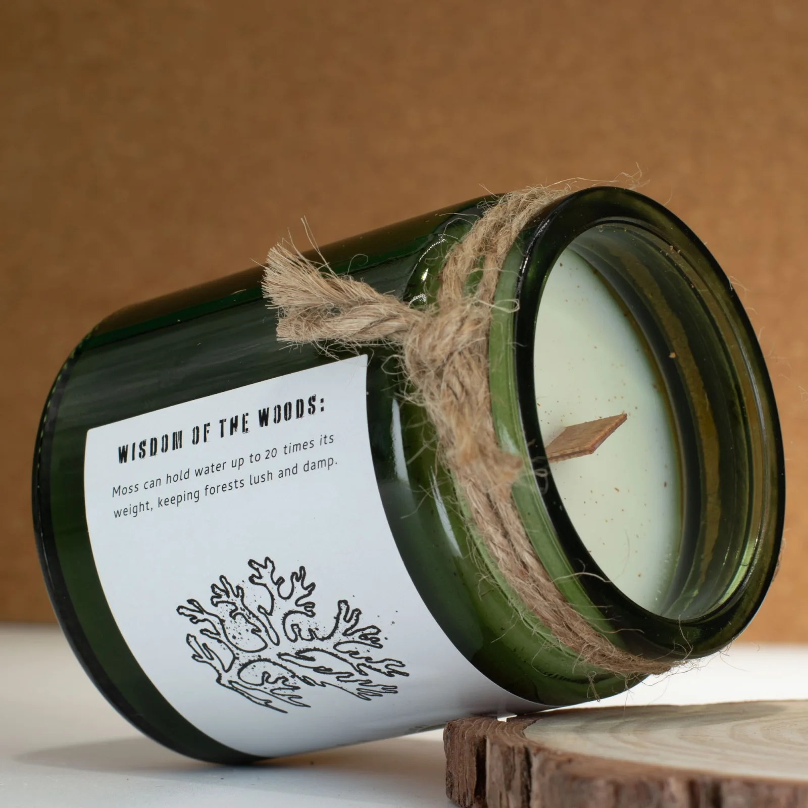 Sójová sviečka Greenman Moss & Mist – mach, bylinky a citrus – fotka 4