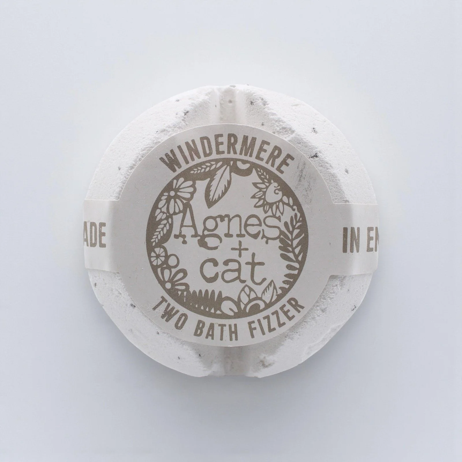 Bomba do kúpeľa Agnes + Cat Windermere – svieža vôňa, 210 g – fotka 1