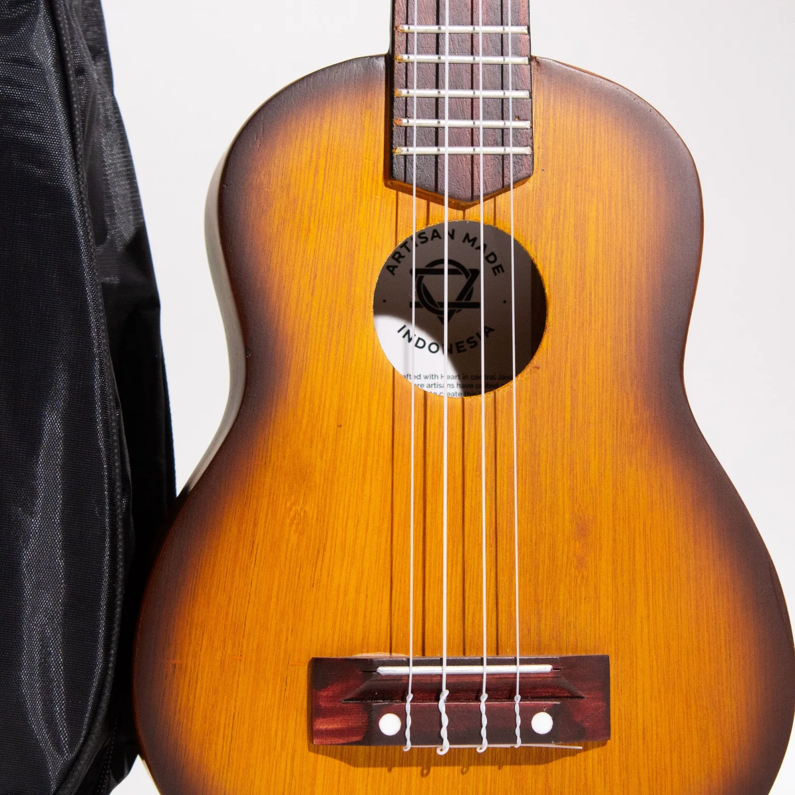 Ukulele – oranžový sunburst, 4 struny – fotka 4
