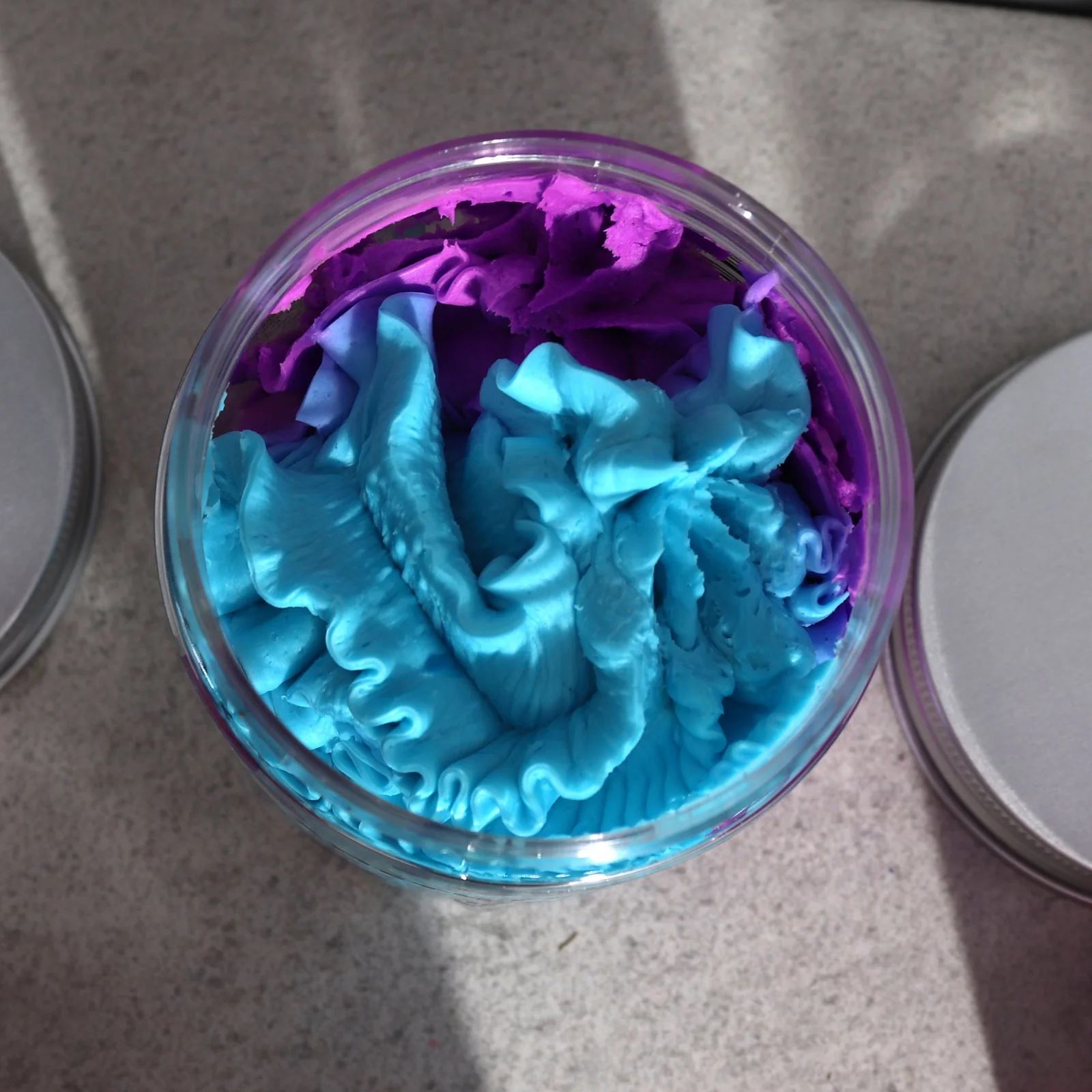 Šľahané mydlo Amethyst – citrus, drevo a pižmo – fotka 4