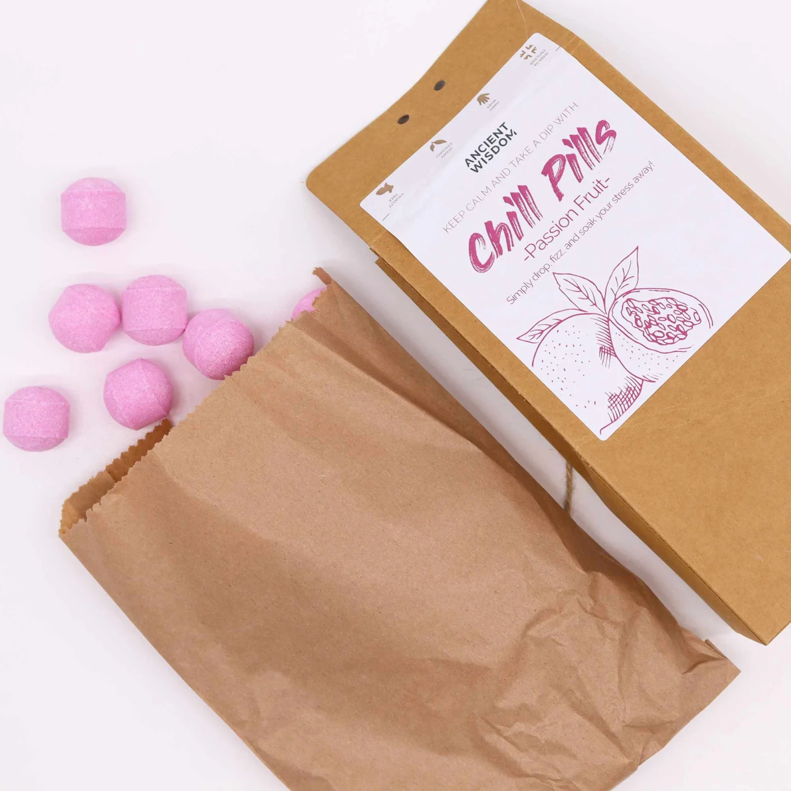 Šumivé tablety do kúpeľa Chill Pills – Marakuja, 350 g – fotka 2
