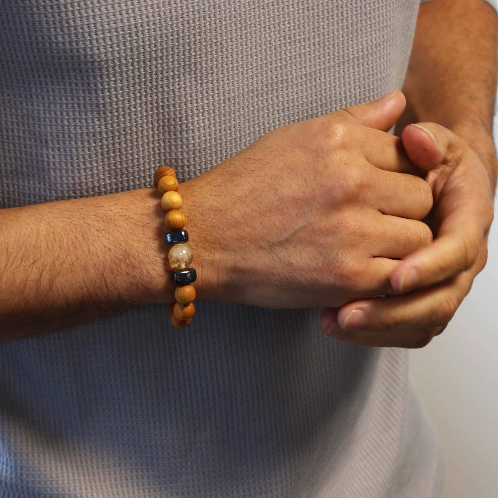 Náramok z cédrového dreva Solar Plexus Chakra – citrín – fotka 3