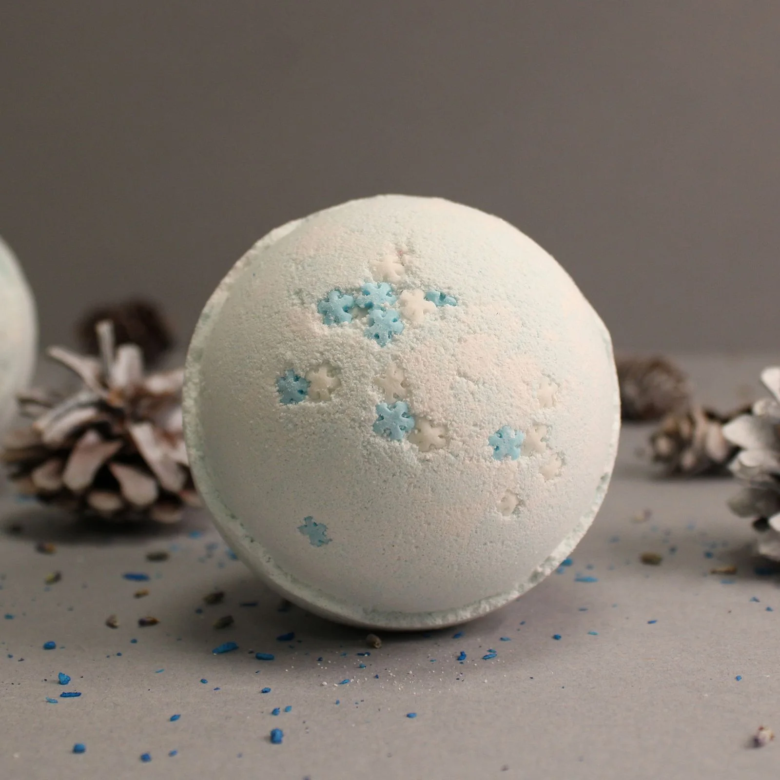 Bomba do kúpeľa Snowflake – čučoriedky – fotka 2