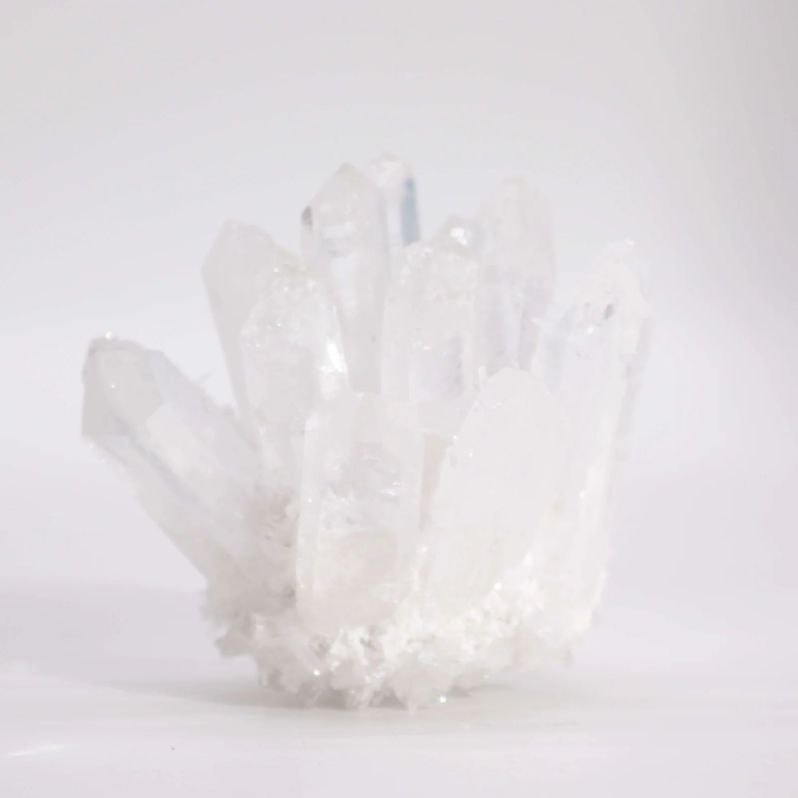 Umelý zhluk krištáľu – číry, cca 8 cm – fotka 2
