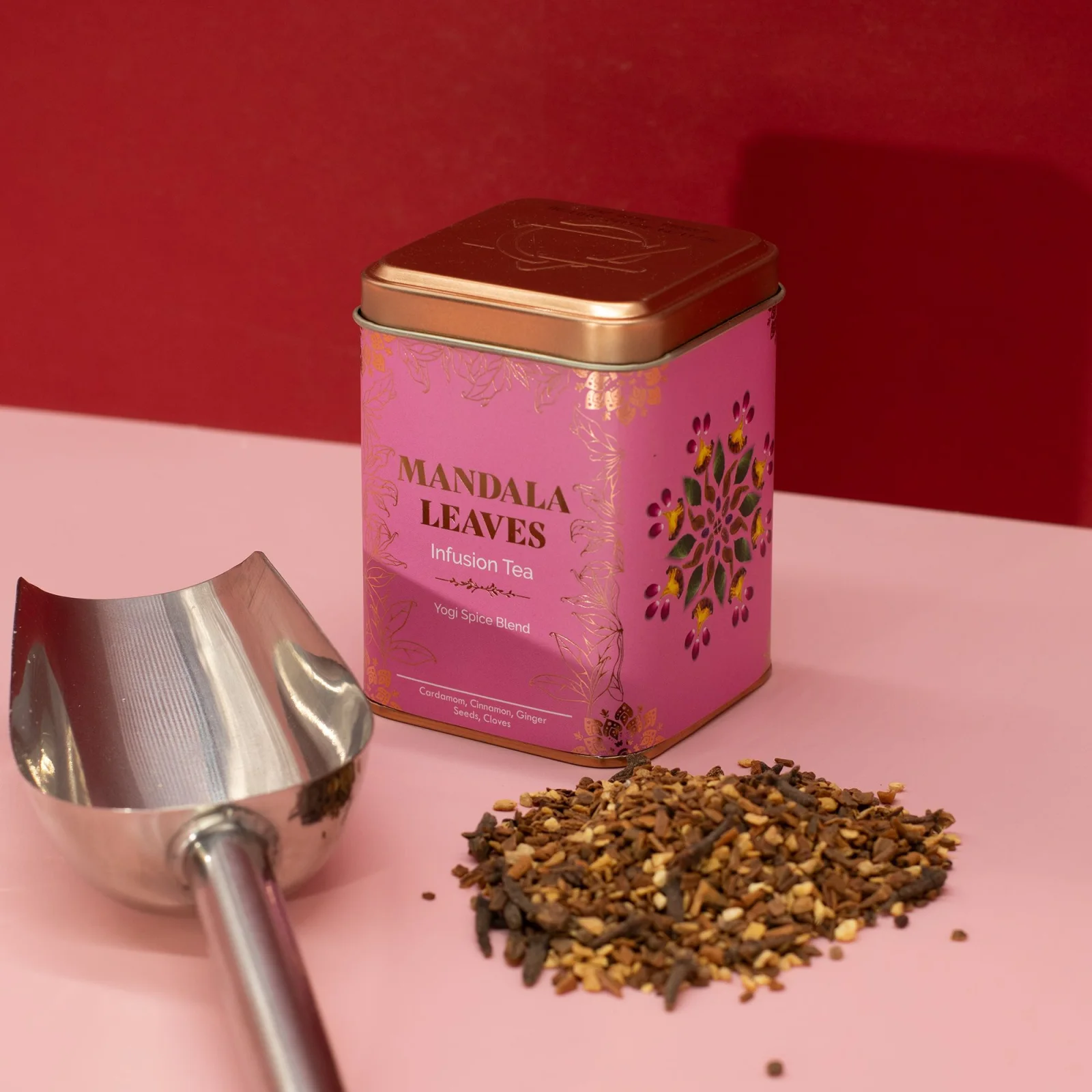 Korenený čaj Yogi Spice Blend – škorica a zázvor, 50 g, plechovka – fotka 4