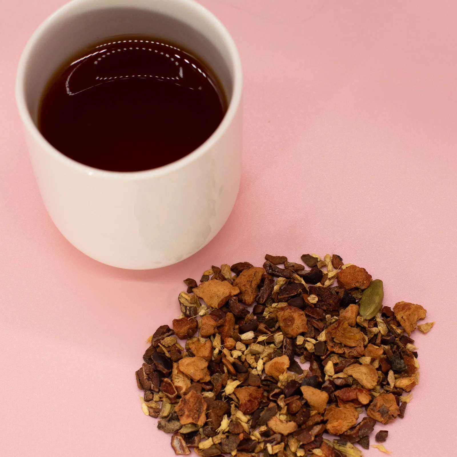 Korenený čaj Hot Chocolate Chai – kakao a škorica, 50 g, plechovka – fotka 6