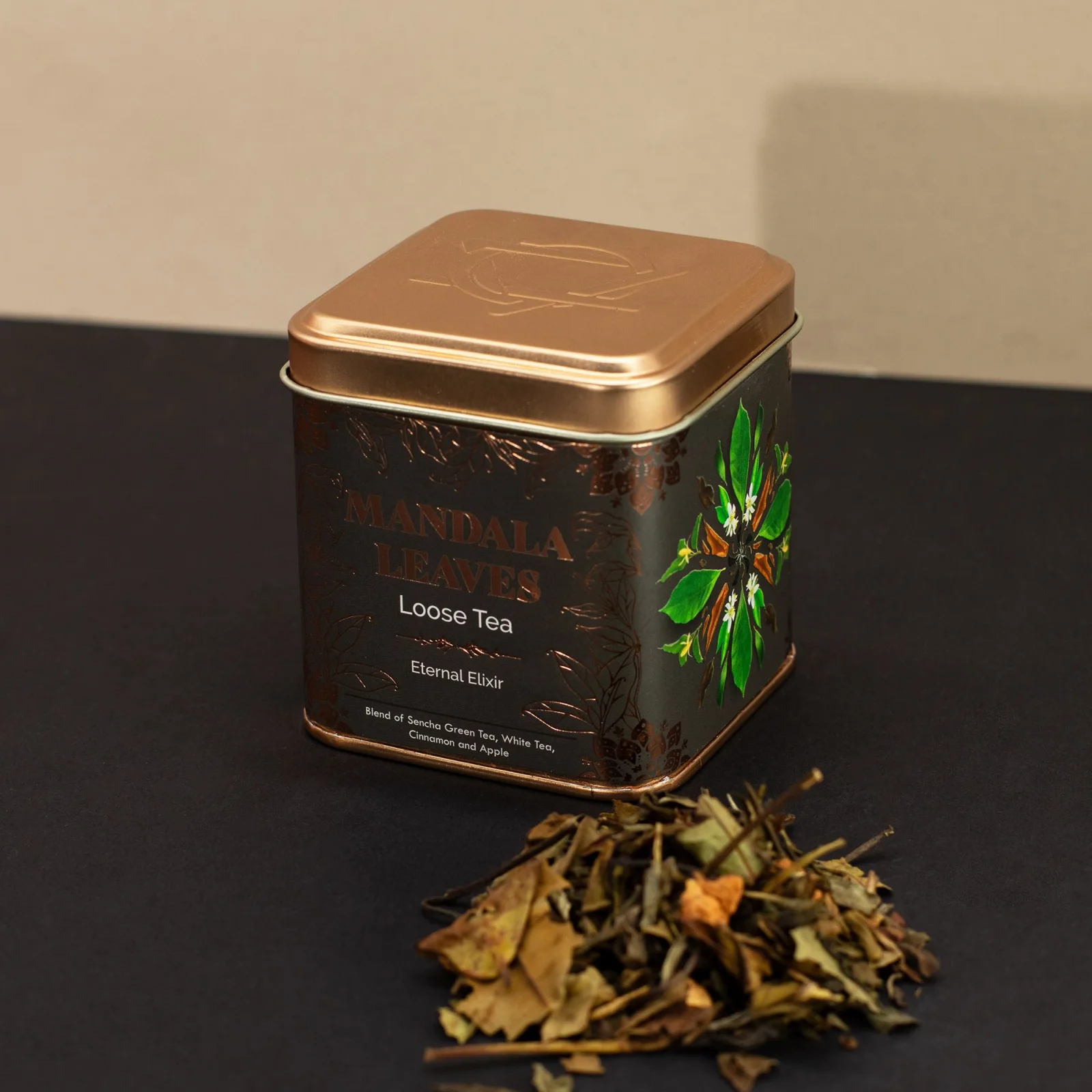 Zelený a biely čaj Eternal Elixir – jablko a škorica, 50 g, plechovka – fotka 3